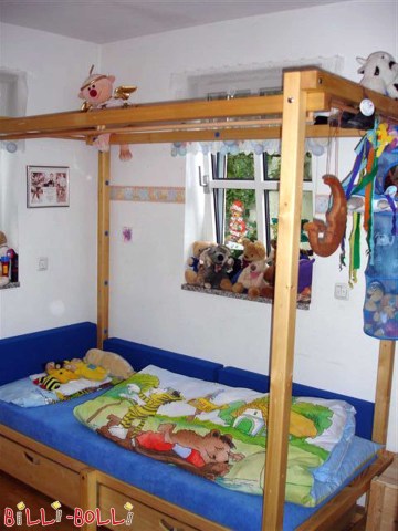 Canopy&nbsp;Bed: Image 18.5