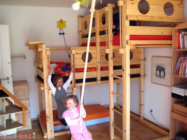 Both-Up Bunk Bed Type 2A (across corner). (Both-Up Bunk Beds)