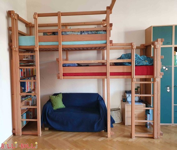 Letto a soppalco matrimoniale alto in faggio di vecchia costruzione (letto a castello a due piani) (Letti a castello due-di-sopra)