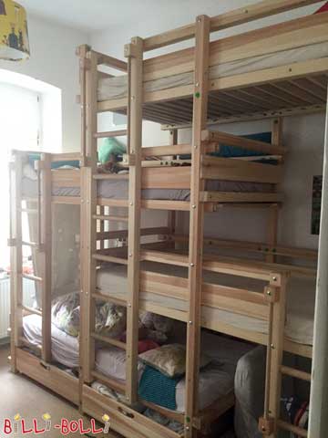 A Bunk Bed Laterally Staggered for Four in pine with oil-wax finish. (Bunk Bed Laterally Staggered for Four)