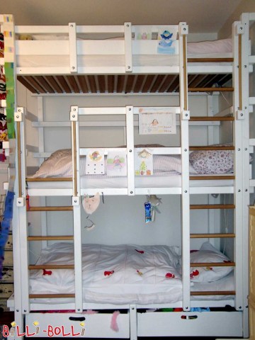 This is our tallest bed: the Skyscraper Bunk Bed (This one is located in a … (Skyscraper Bunk Bed)