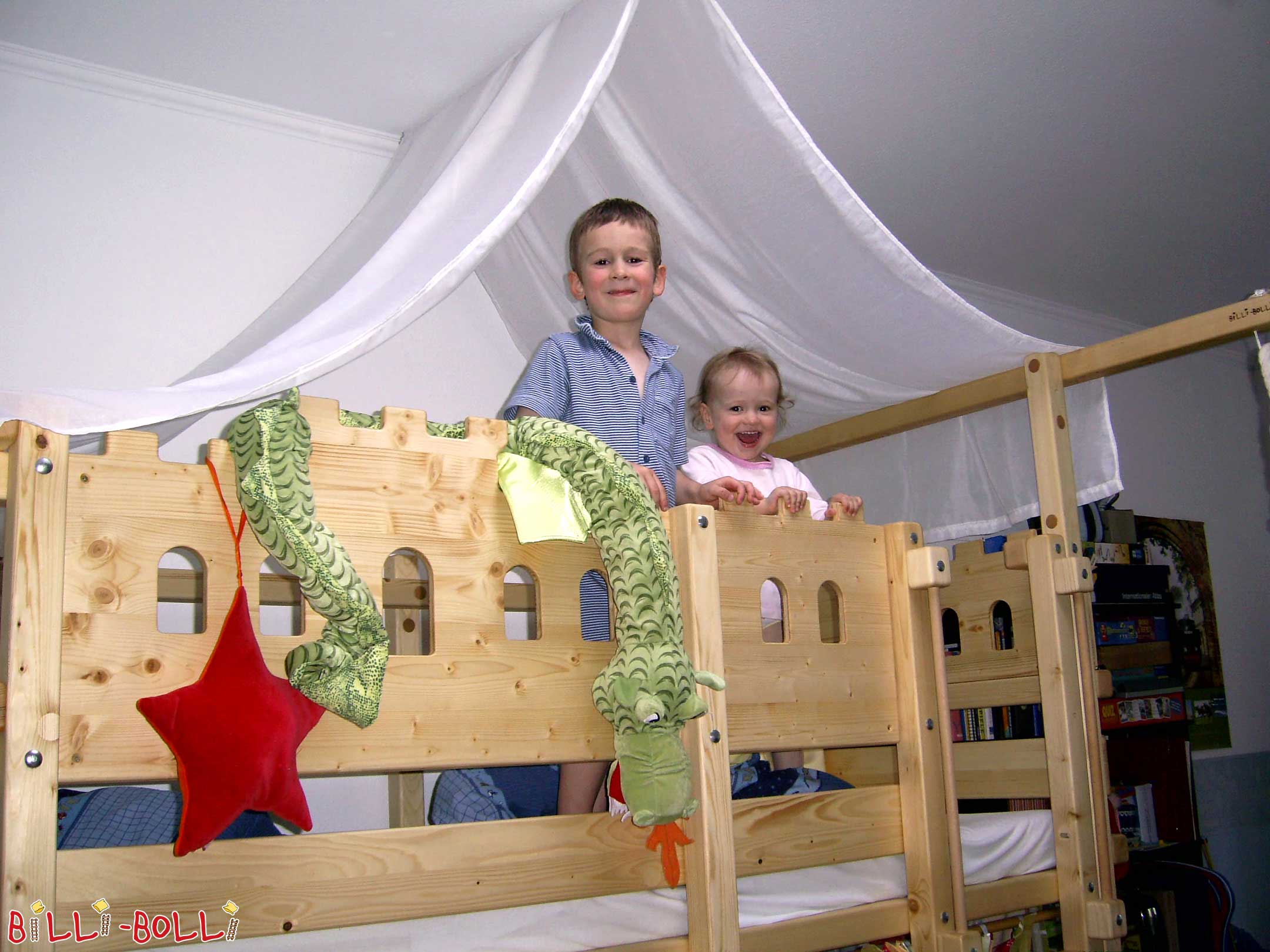 kids bed accessories