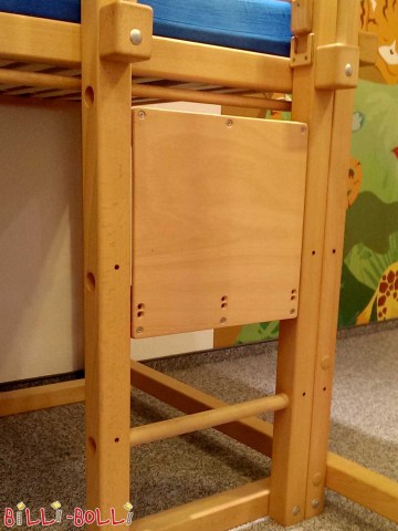 Na rebrík možno jednoducho pripevniť ochranný kryt, aby menší súrodenci nemohl … (Pre bezpečnosť)