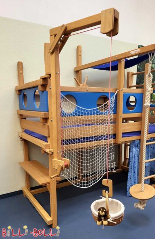 Játszódaru a kalóz emeletes ágyon a nyílt tengeri kalandokhoz (Játék)