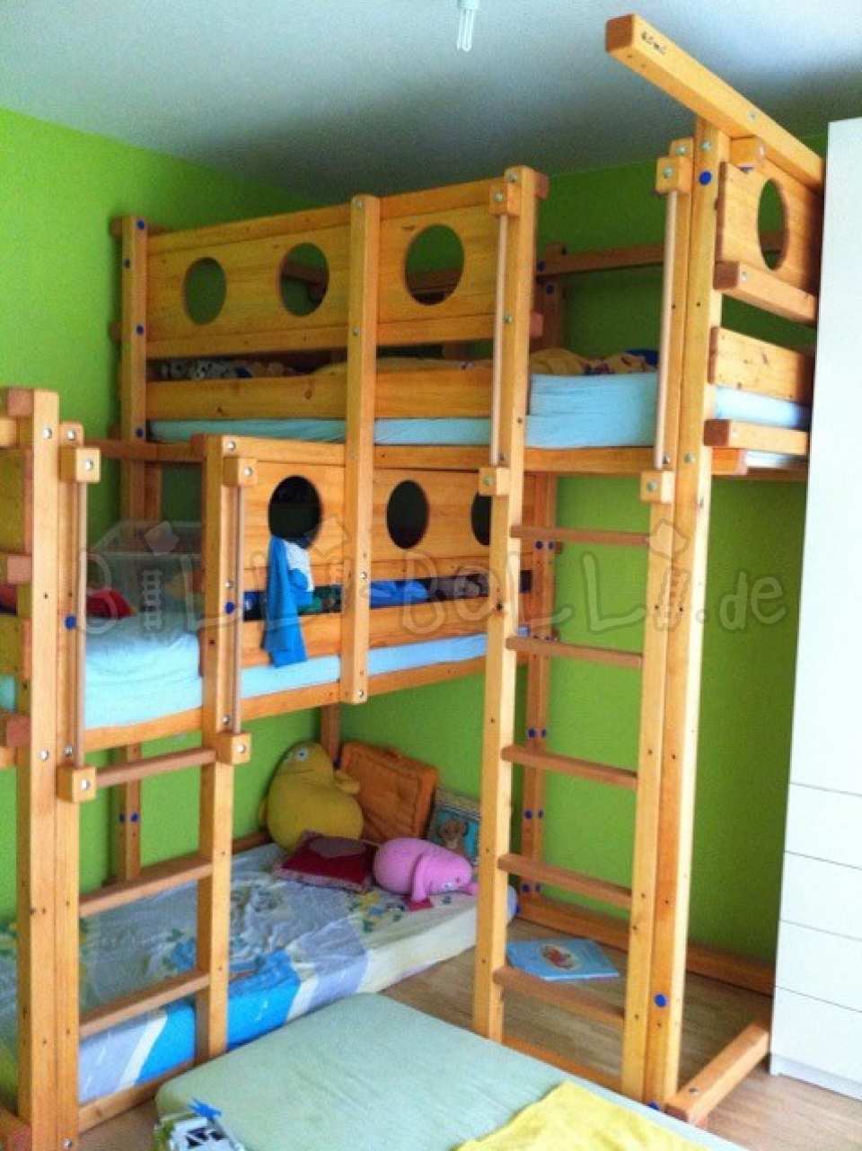 Abas augšējās gultas 2A, 90 x 200 cm, medus krāsas eļļota priede (Kategorija: Izmantota divstāvu gulta)