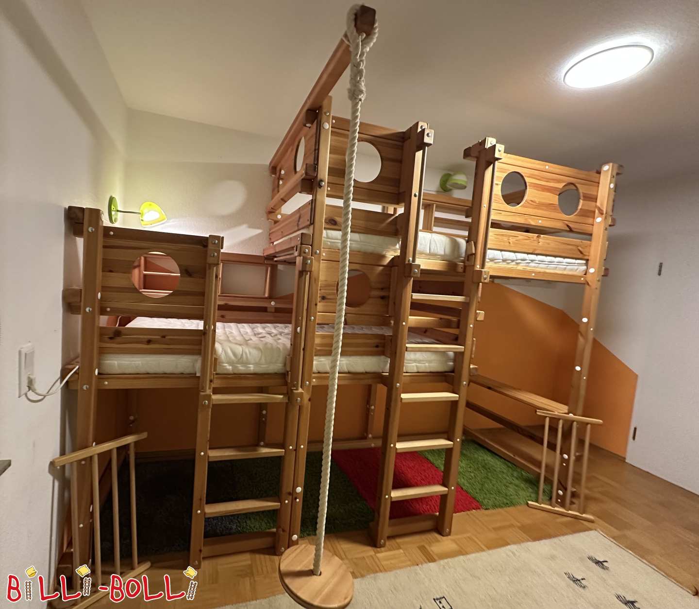 Double bunk bed with extensive accessories (Category: Both-Up Bunk Beds pre-owned)