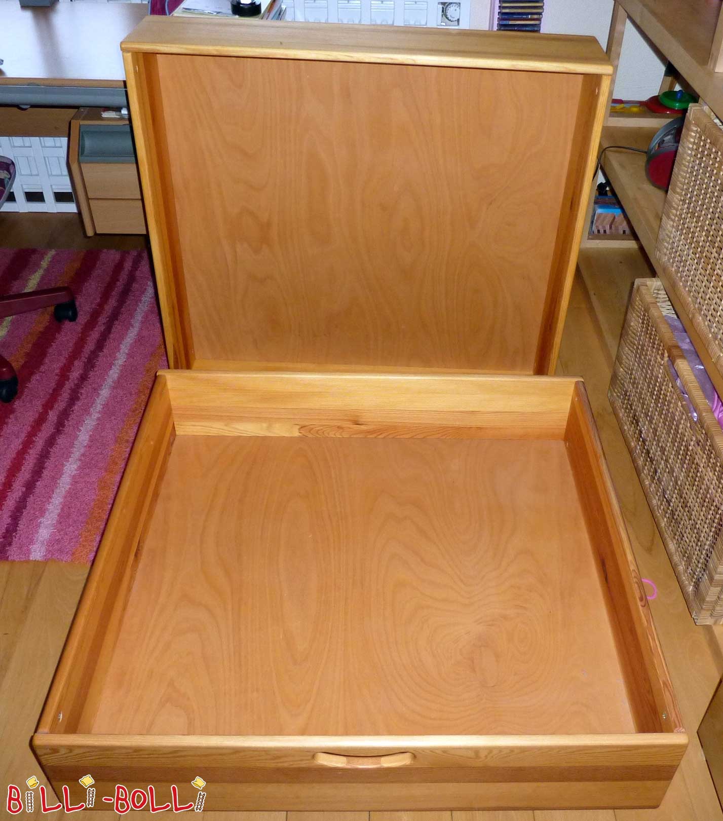 Kothak amben kanggo dawa kasur 200 cm (Babagan: Furnitur anak bekas)
