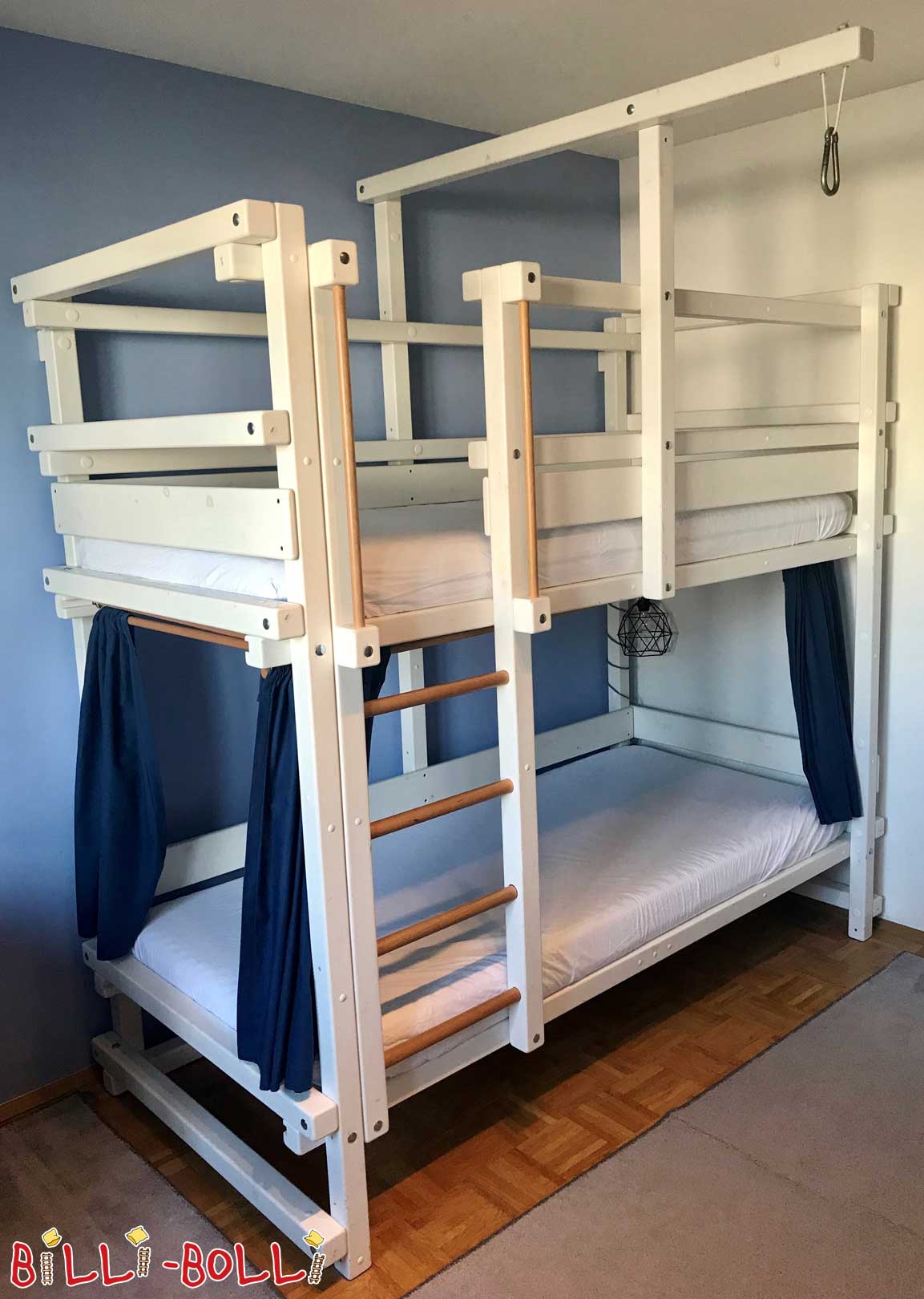 Billi-Bolli dviaukštė lova pušies balta lakuota - Miunchene (Kategorija: Naudojama dviaukštė lova)