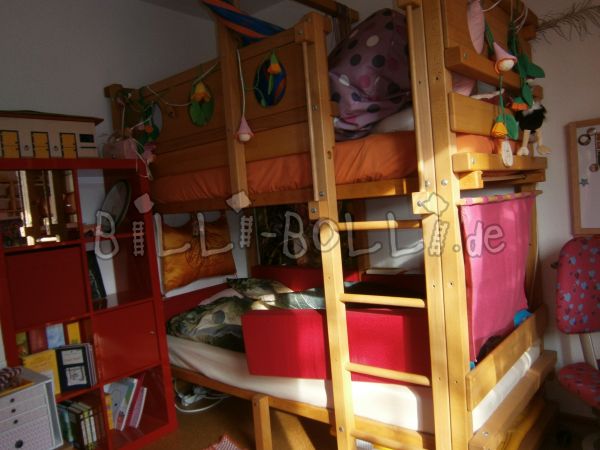 Billi-Bolli krevet u potkrovlju 90 x 200 cm, tretman voskom od bukovog ulja s raznim (Kategorija: Korišten krevet u potkrovlju)