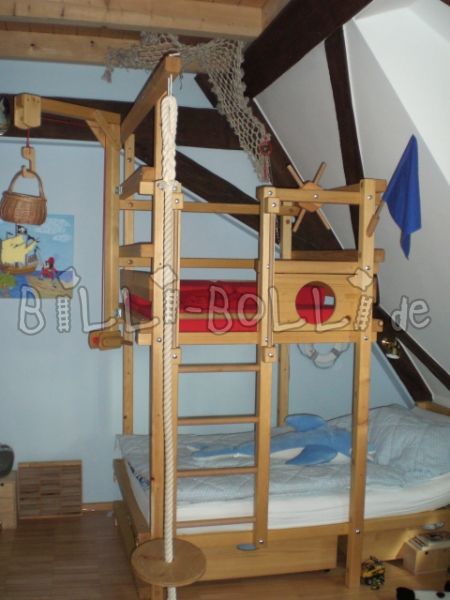Sloping roof bed (Category: second hand loft bed)
