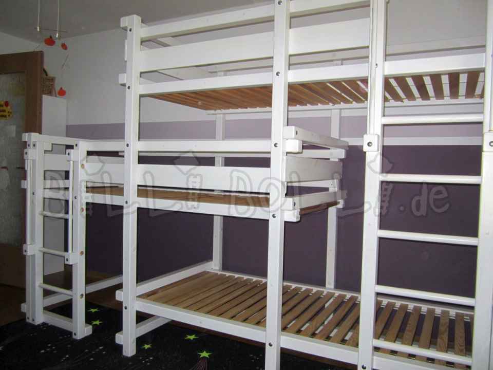 Üç yatak kenarlı ofset (Kategori: Kullanılan çocuk mobilyaları)