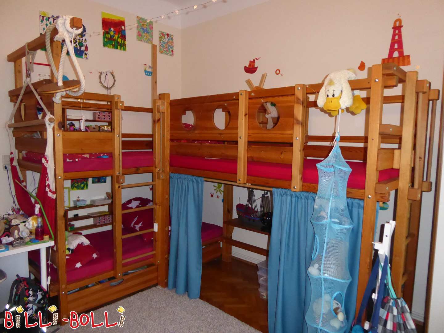 سرير بطابقين وعلوي مصنوع من الصنوبر المزيت (باب: سرير علوي مستعمل)