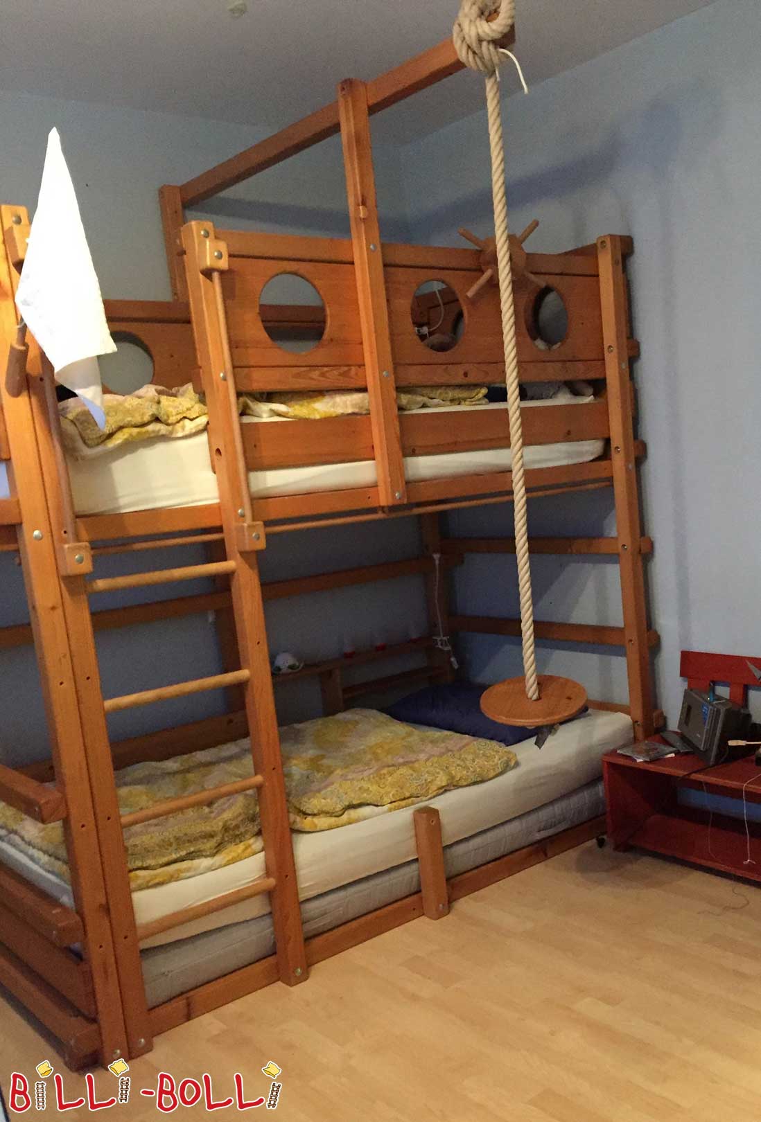 Łóżko piętrowe, 100 x 200 cm, świerk olejowany (Kategoria: Używane łóżko na poddaszu)