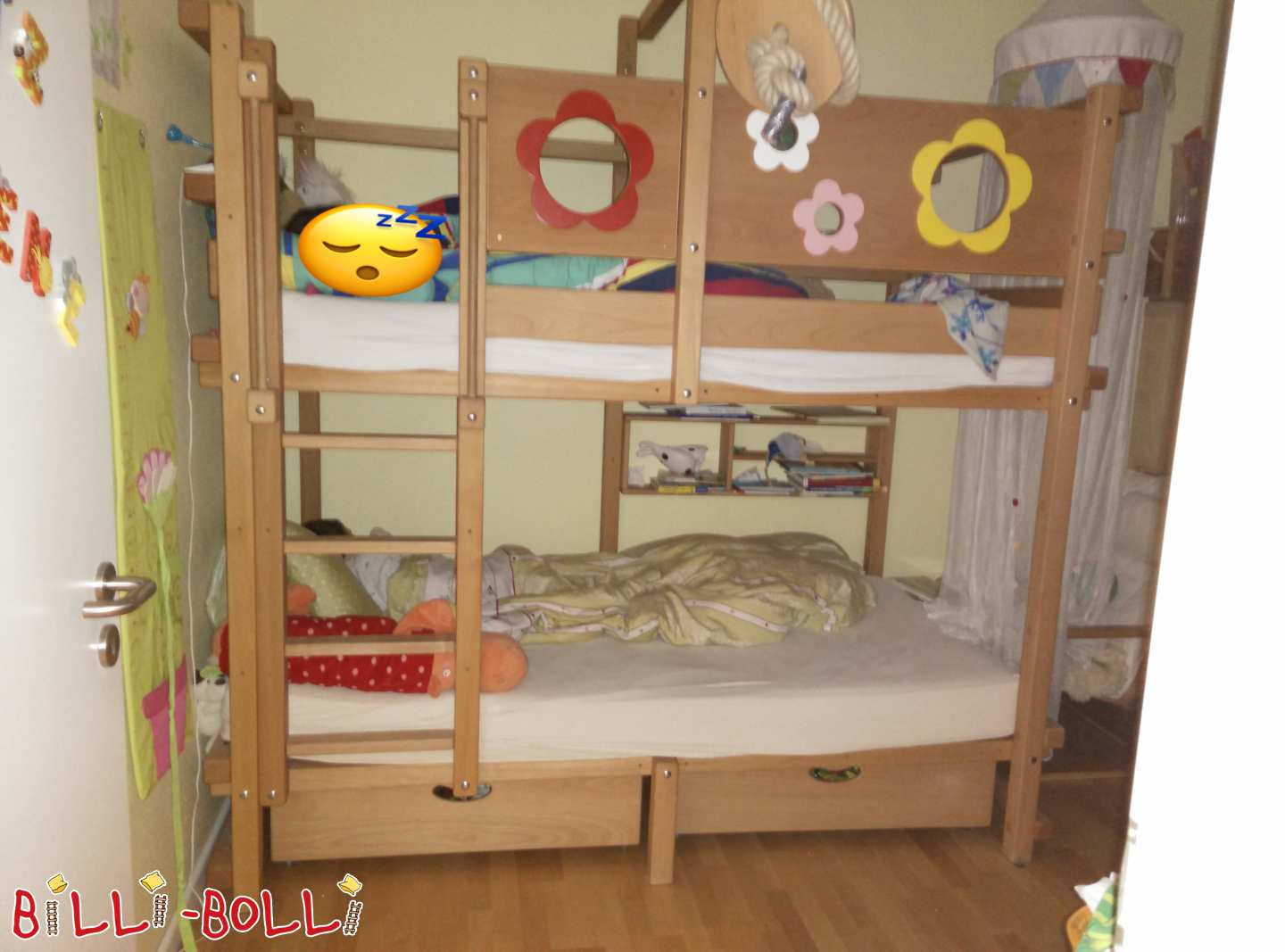 Krevet na kat 100x 200 cm s cvjetnim ukrasom i montažnim dijelovima za krevet u potkrovlju (Kategorija: Krevet na kat used)