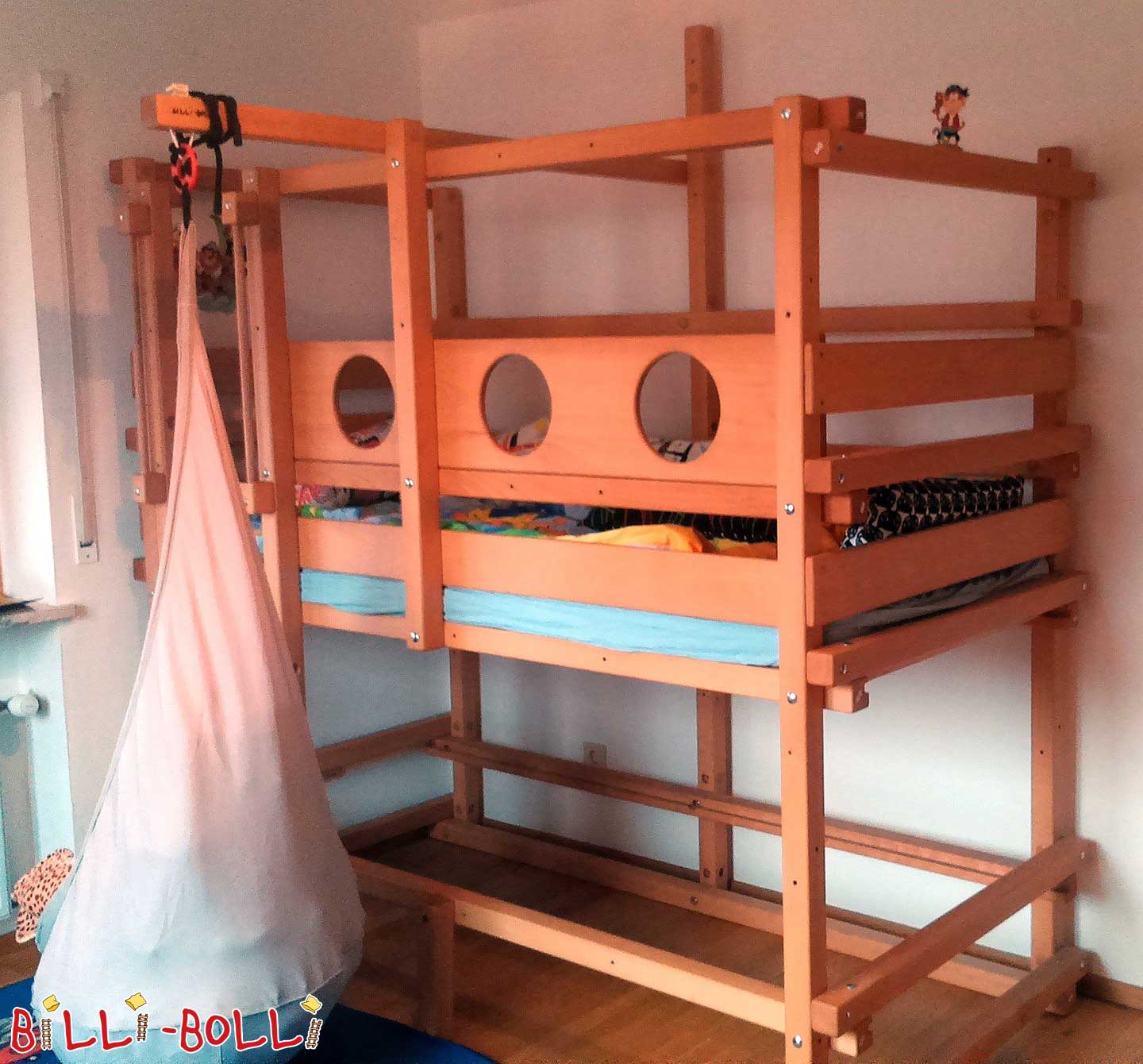Bunk bed, 90 x 200 cm, oiled-waxed beech, for slight sloping ceilings (Category: second hand bunk bed)