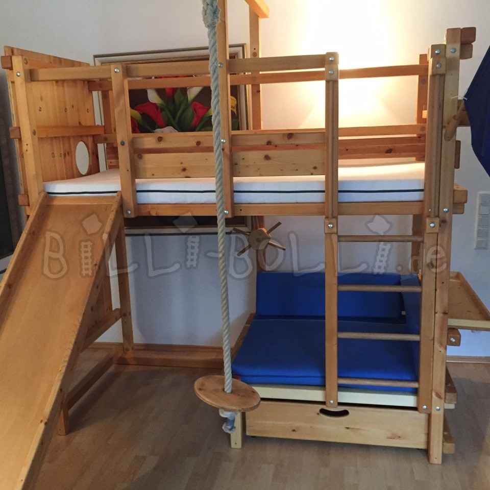 चारपाई बिस्तर 90 x 200 सेमी, तेल से सना हुआ/लच्छेदार स्प्रूस (कोटि: चारपाई बिस्तर का इस्तेमाल किया)