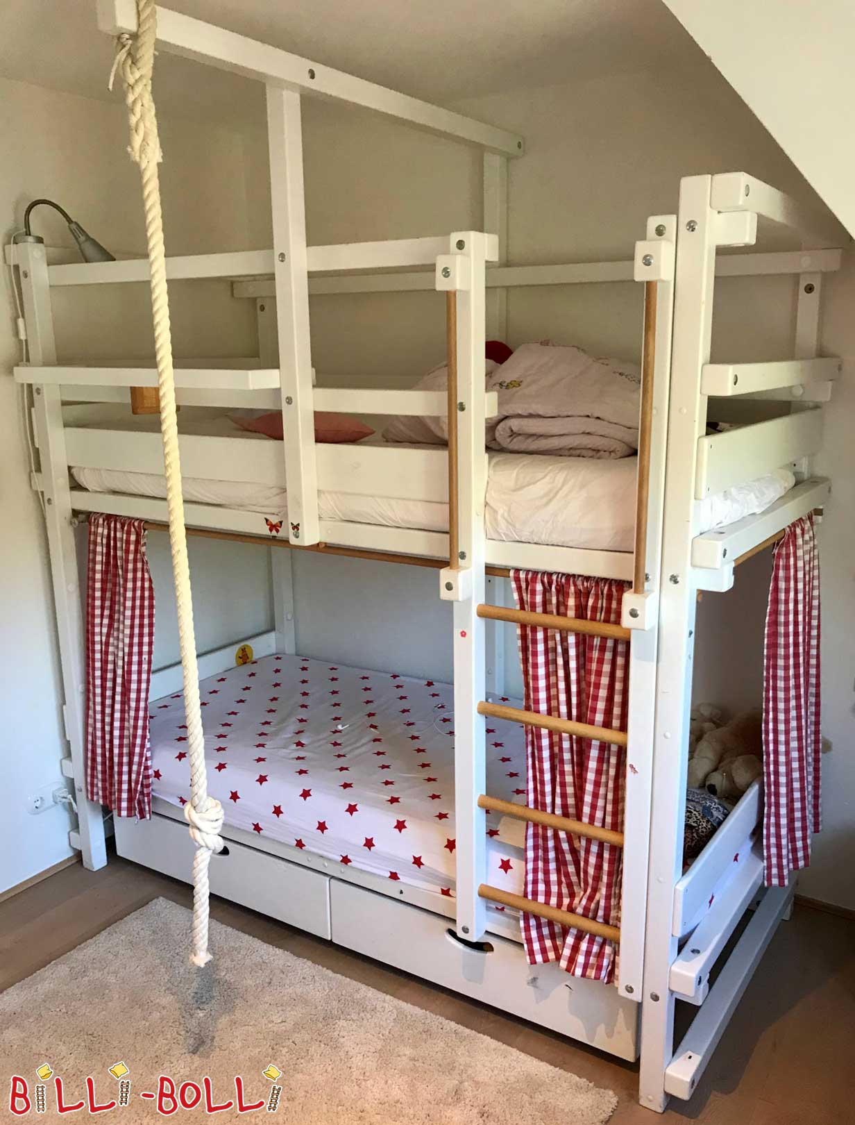 Divstāvu gulta, 90 x 200 cm, balta lakota egle (Kategorija: Izmantota divstāvu gulta)