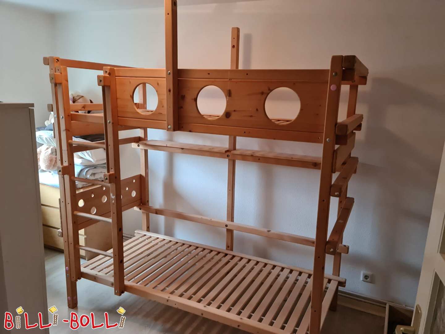 Smreková poschodová posteľ (Kategória: Poschodová posteľ použitá)