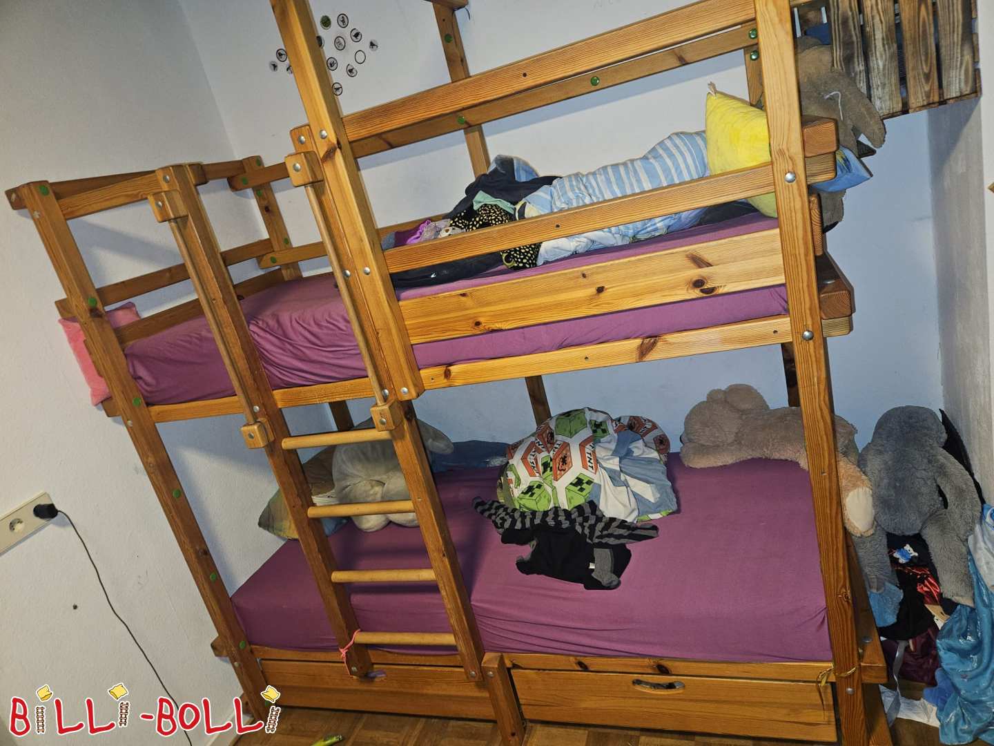 Emeletes ágy 2 gyermek részére eladó kiegészítőkkel (Kategória: Emeletes ágy használt)