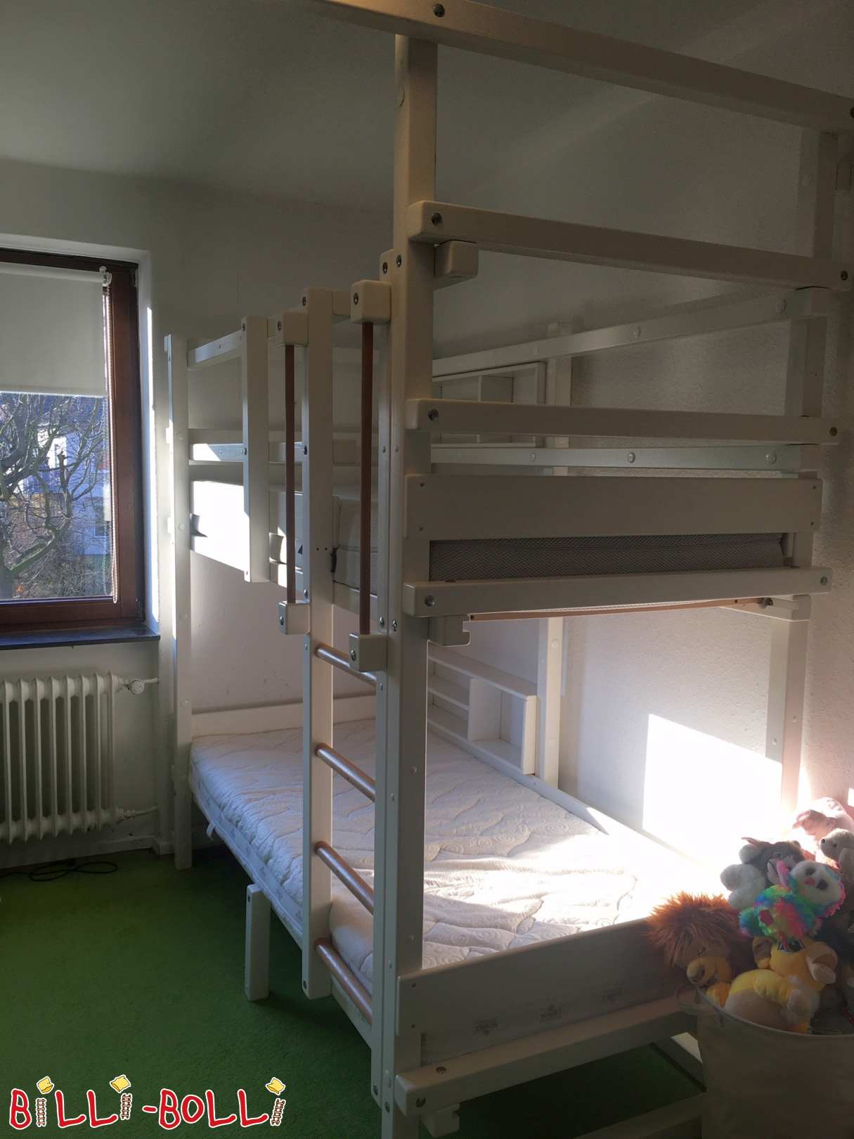 Łóżko piętrowe z sosny lakierowanej na biało w Vellmar (Kategoria: Łóżko piętrowe używane)