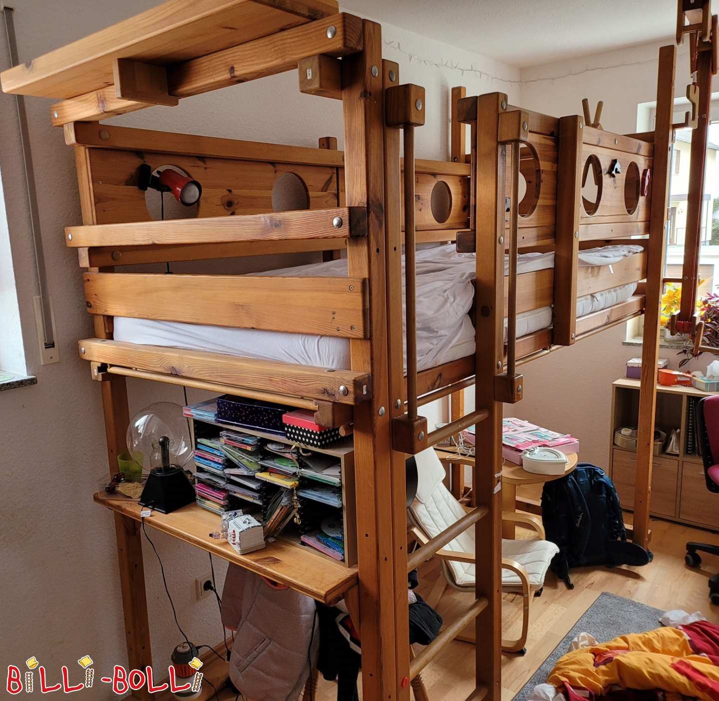 Bunk bed pine honey/amber treatment with accessories (Category: second hand loft bed)