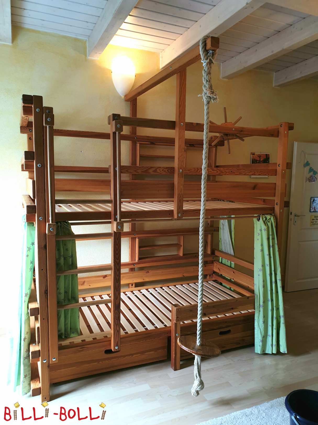 Двоярусне ліжко з матрацом розміром 90х200, змащене воском в сосни (Категорія: Використано двоярусне ліжко)
