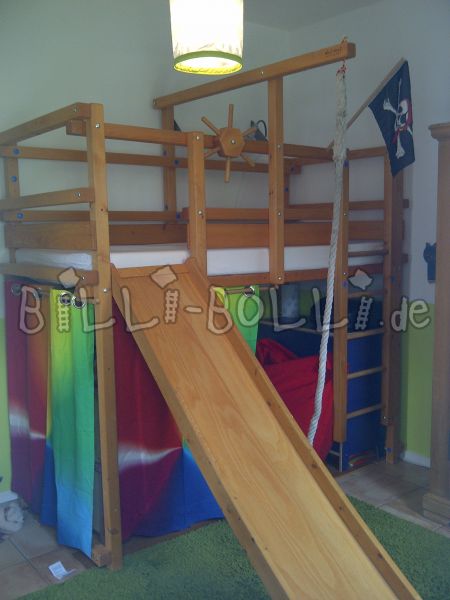 Bunk bed with slide (Category: second hand loft bed)