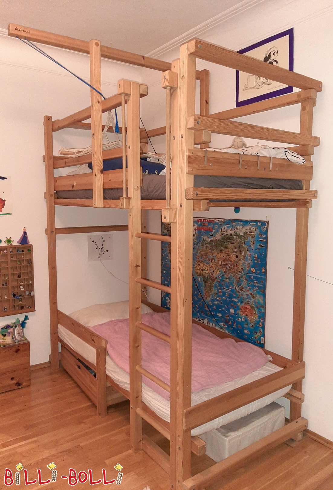 Двоярусне ліжко з ніжками студентського ліжка та шухлядою (Категорія: Двоярусне ліжко б / у)