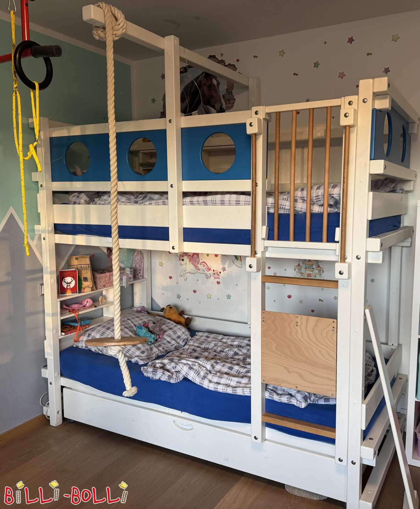 Bunk bed with additional bed box in white (Category: Bunk Bed pre-owned)