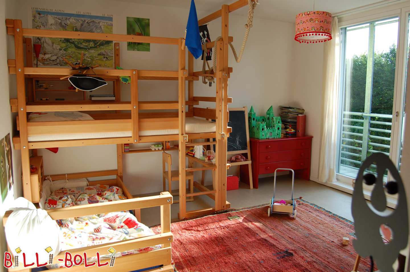 سرير بطابقين يقابله جانبيا في خشب الزان المشمع بالزيت (الفئة: سرير بطابقين فوق الزاوية المستخدمة)