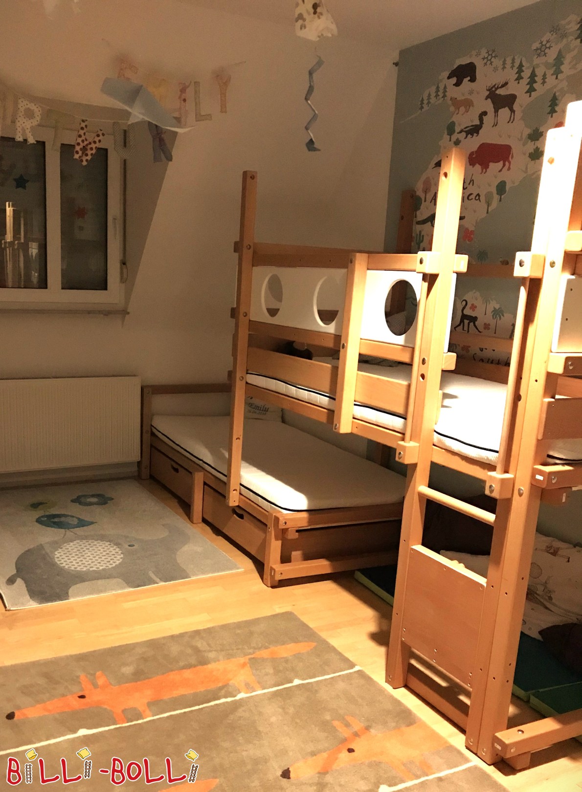 Wiesbaden'de korsan dekorasyonu ile yana kaydırılmış ranza (Kategori: Ranza - yana kaydırmalı kullanılmış)