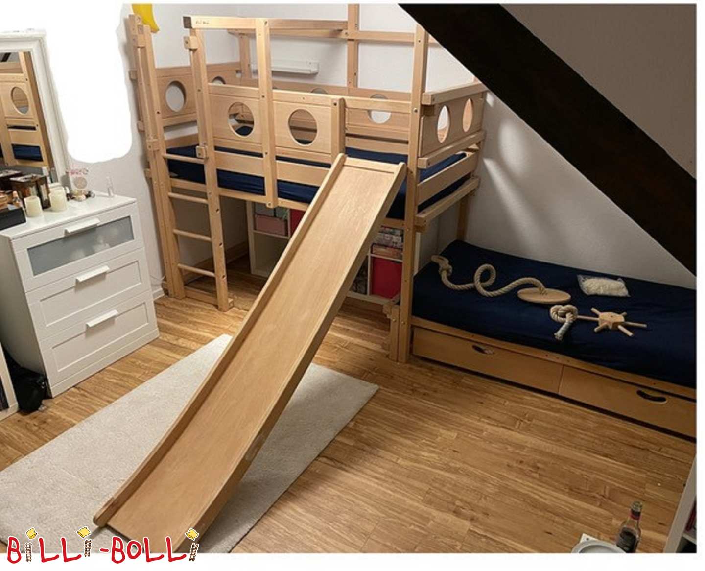 Bunk Bett offset op d'Säit mat Piraten Dekor a Rutsch zu Marburg (Kategorie: Etagebett Offset benotzt fir Aussaat)