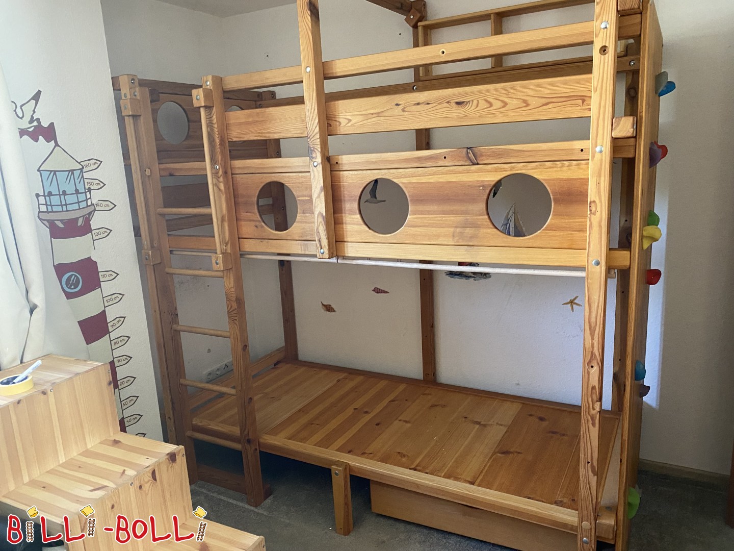 Annuncio 7131: Letto a castello sfalsato lateralmente con molti accessori Letto a castello sfalsato lateralmente con molti accessori (Categoria: Letto a castello a sbalzo di seconda mano)