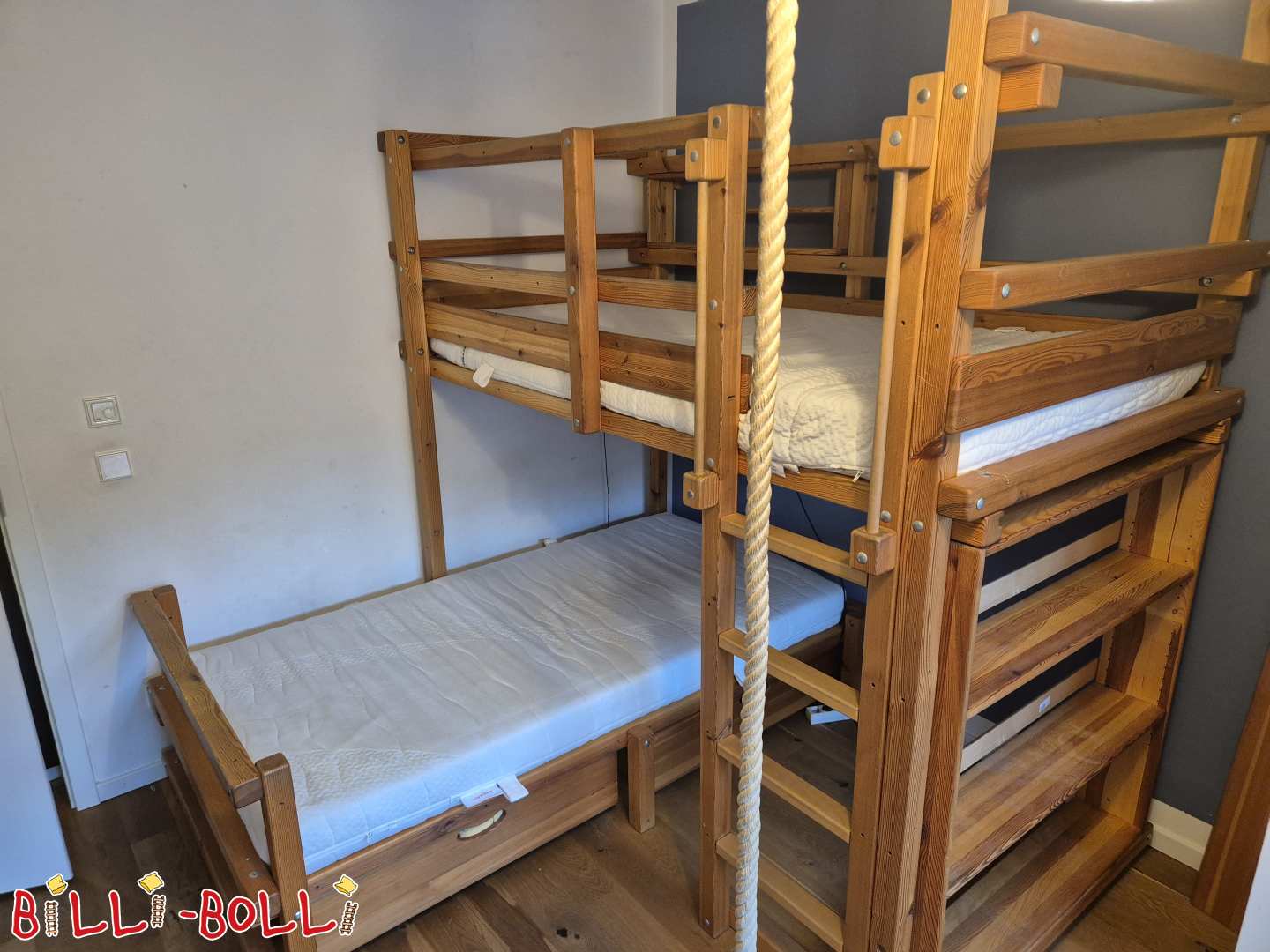 Eck-Etagenbett 100x200 natierlechen Fichte, mat Regal, zu München (Kategorie: gebrauchte Eck-Etagenbett)