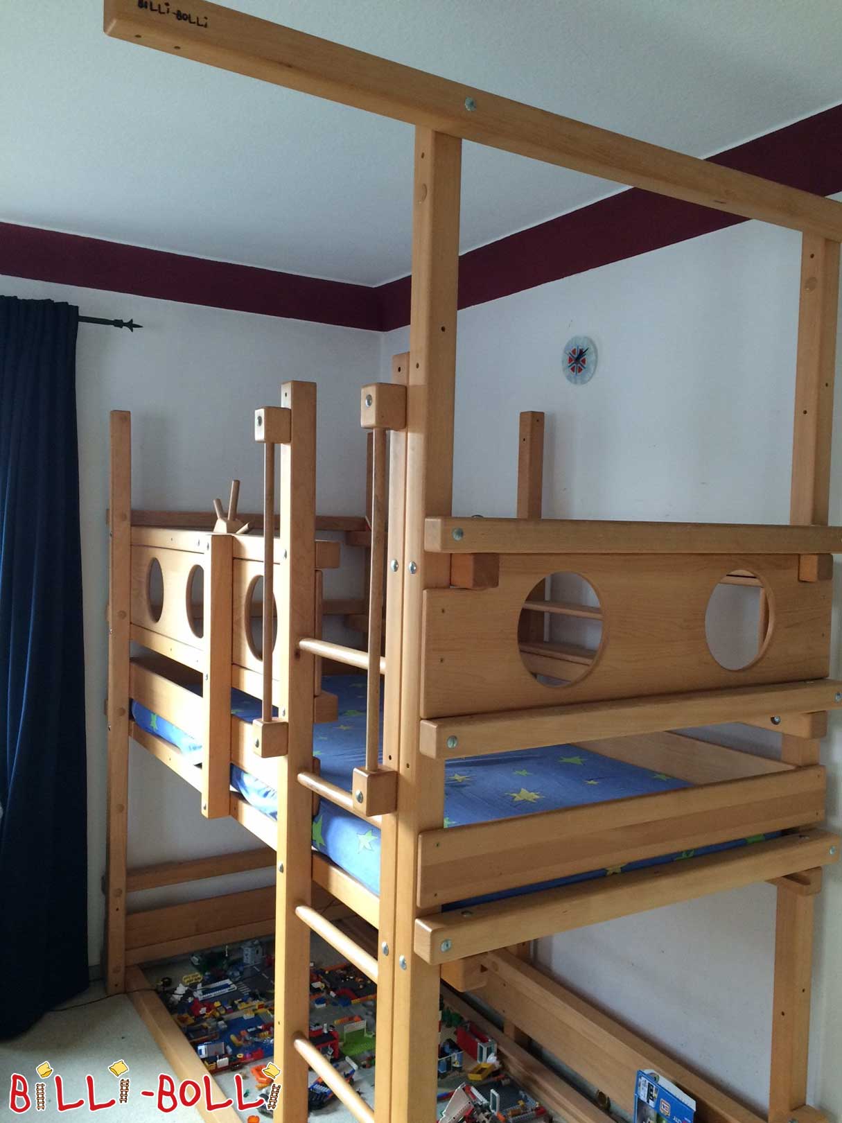 Emeletes ágy, változat kisebb gyermekek számára (Kategória: Emeletes ágy használt)