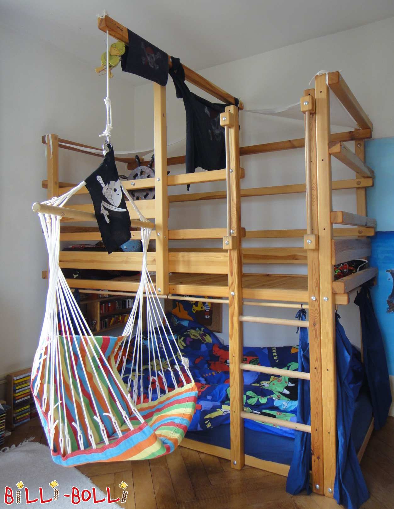Bunk bed, variants for smaller children made of pine in Dübendorf (Category: second hand bunk bed)