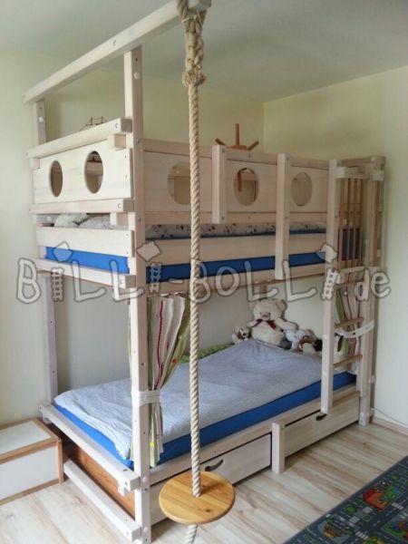 Двох'ярусне ліжко глазуроване білого кольору (Категорія: Ліжко-горище б / у)