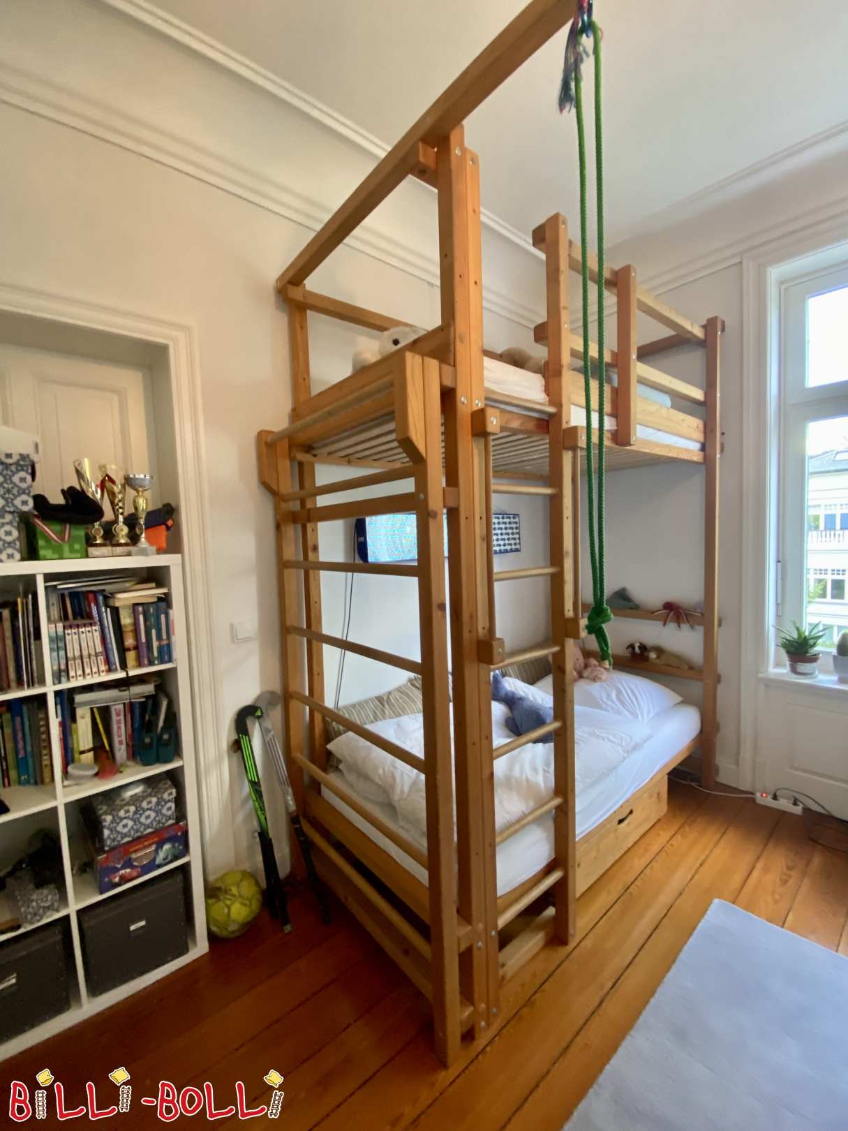 Dviaukštė lova virš kampo, ypatingo aukščio (261cm) su priedais Hamburge (Kategorija: Dviaukštė lova virš kampo used)