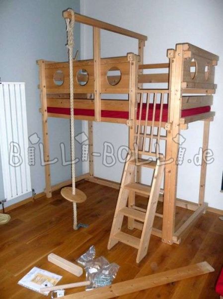 Loft bed - abeto sem tratamento (Categoria: Cama alta usada)