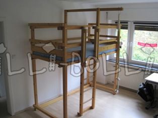 Loftová postel 90/200 olejovaný smrk (Kategorie: Použitá podkrovní postel)