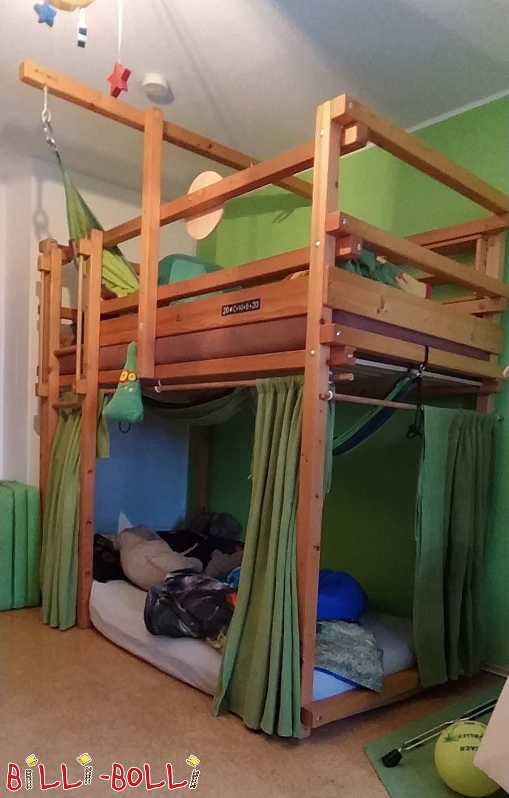 Letto a soppalco in abete rosso a Kamp-Lintfort (Categoria: letto a soppalco usato)