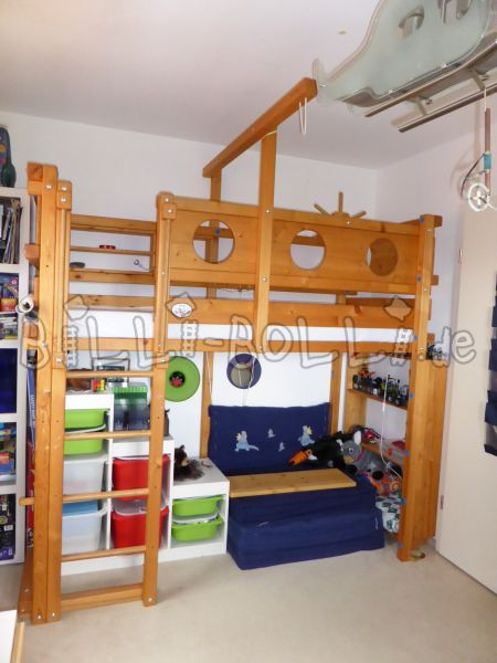 Cama alta hecha de abeto aceitado y accesorios (Categoría: cama alta segunda mano)