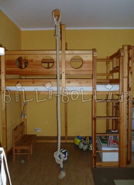 Vysoká posteľ z borovice (Kategória: Použitá vysoká posteľ)