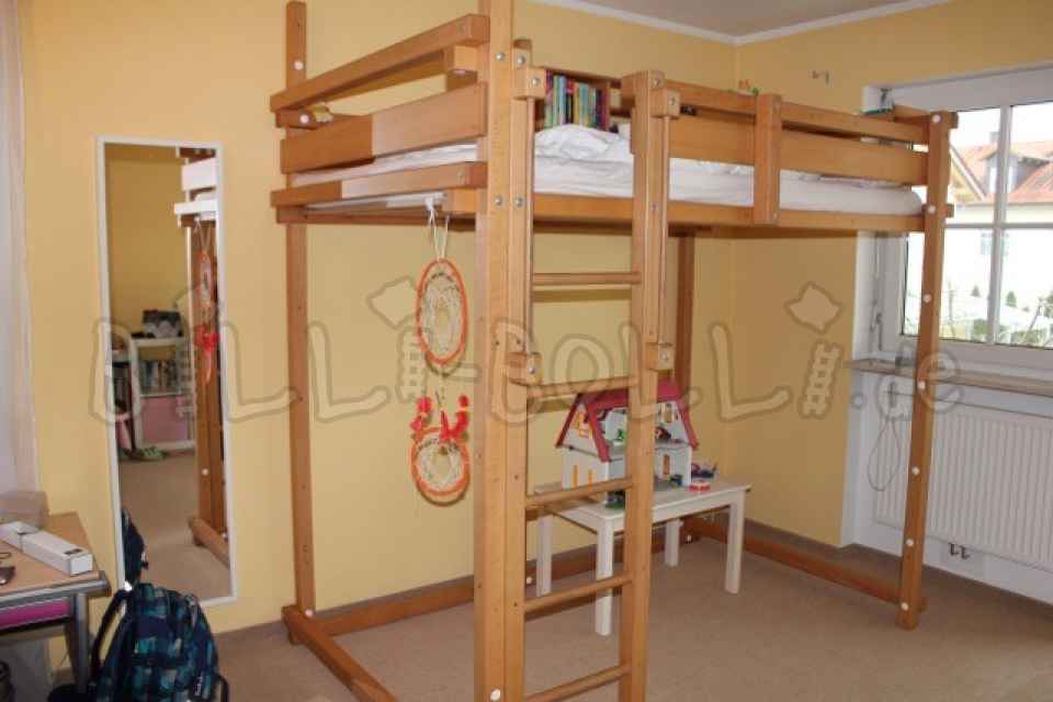 Llit tipus loft Billi-Bolli en cera oliada de faig (Categoria: Llit altell utilitzat)