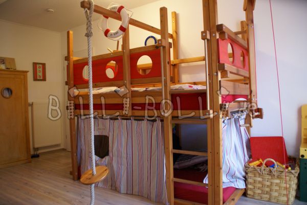 Loft bed in pine (honey-coloured) (Category: second hand loft bed)