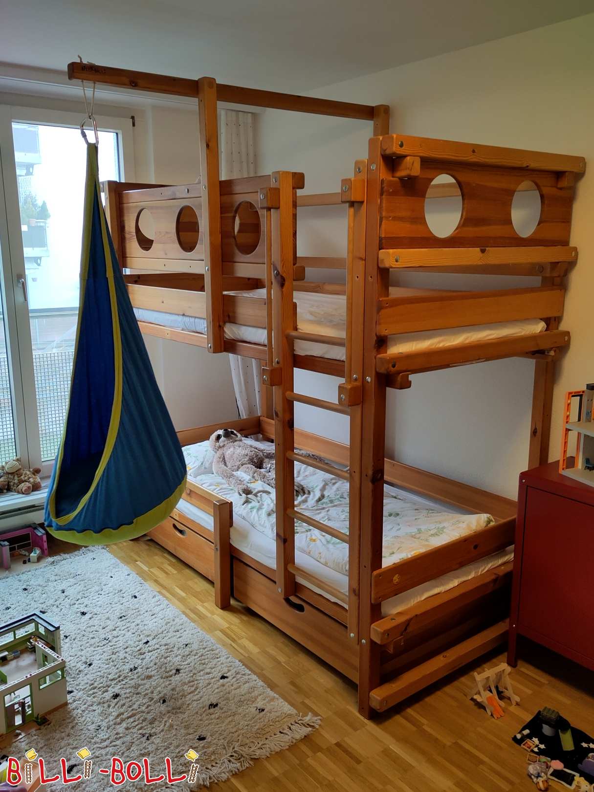 Loft bed with hanging cave in Zurich (Category: Bunk Bed pre-owned)