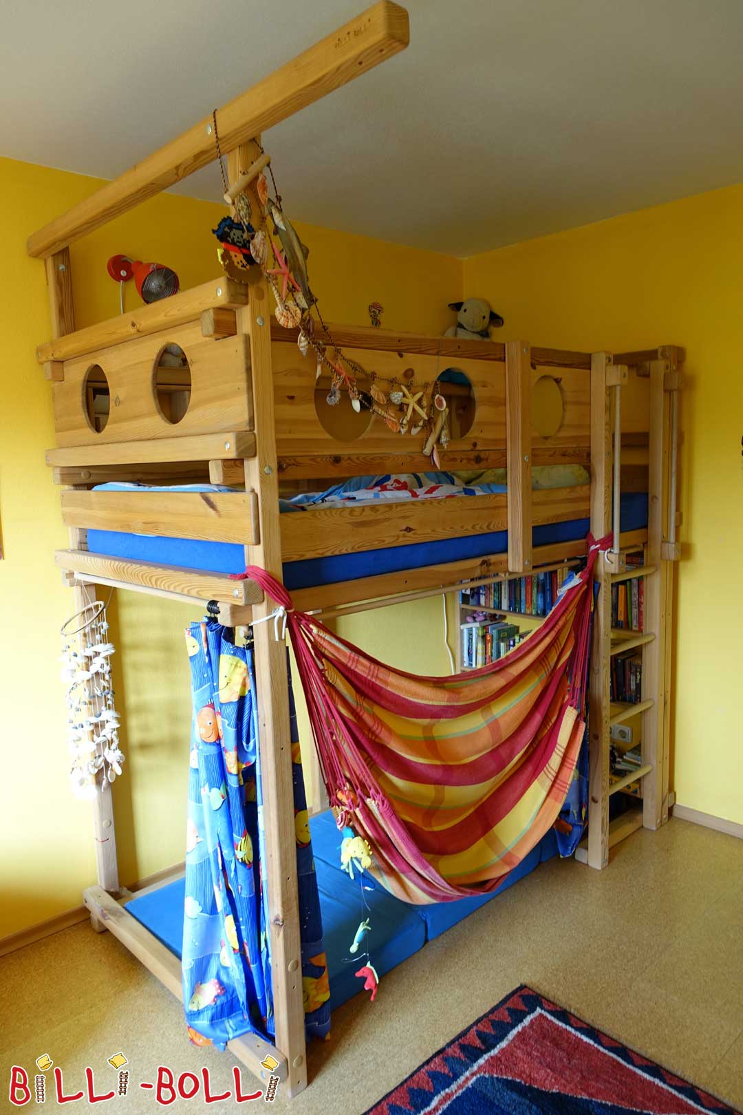 Podkrovní postel rostoucí s dítětem, 100 x 200 cm, borovice neošetřená (Kategorie: Použitá podkrovní postel)