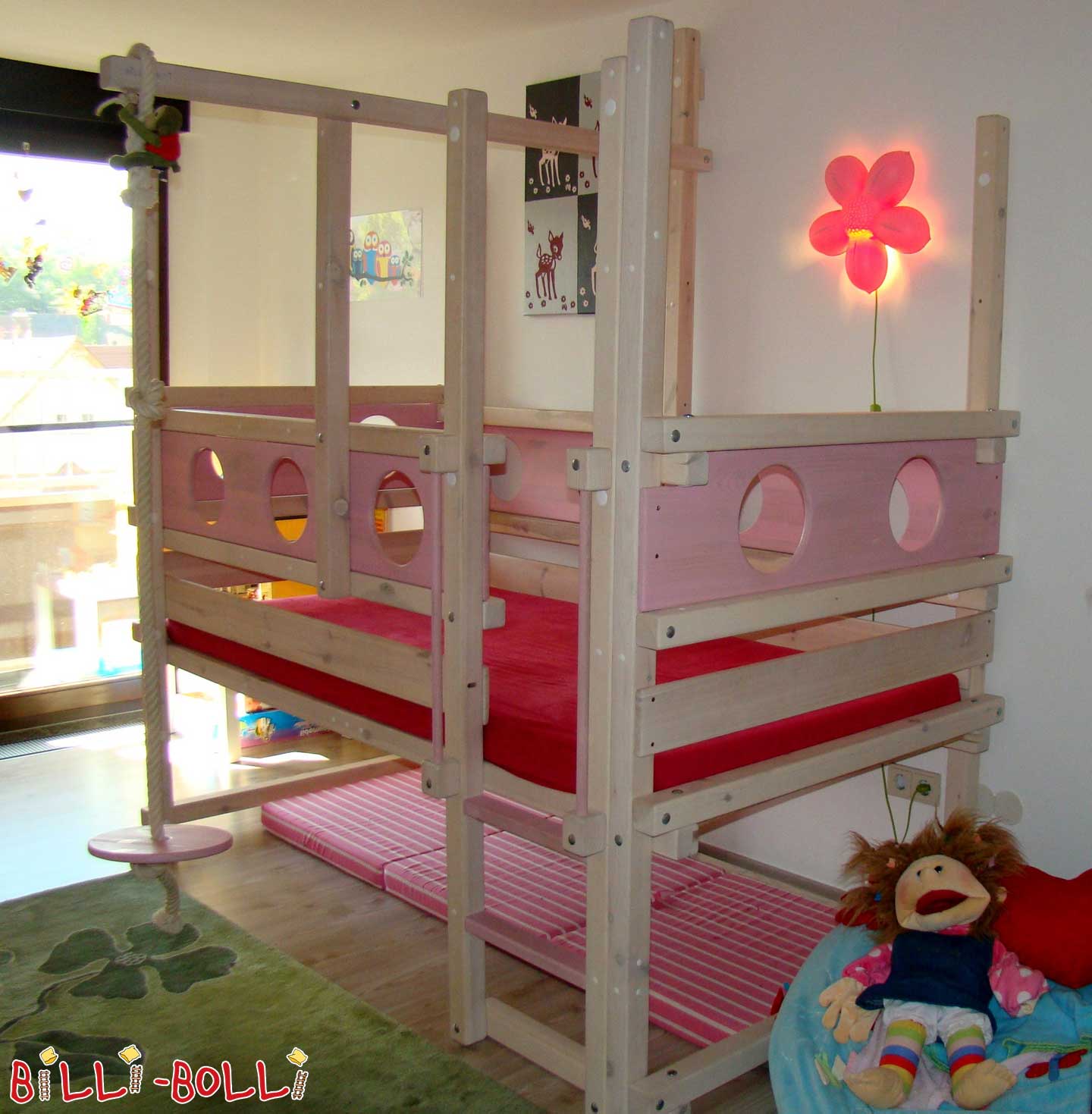 Cama alta que crece con el niño, 100 x 200 cm, pino esmaltado blanco-rosa (Categoría: cama alta segunda mano)