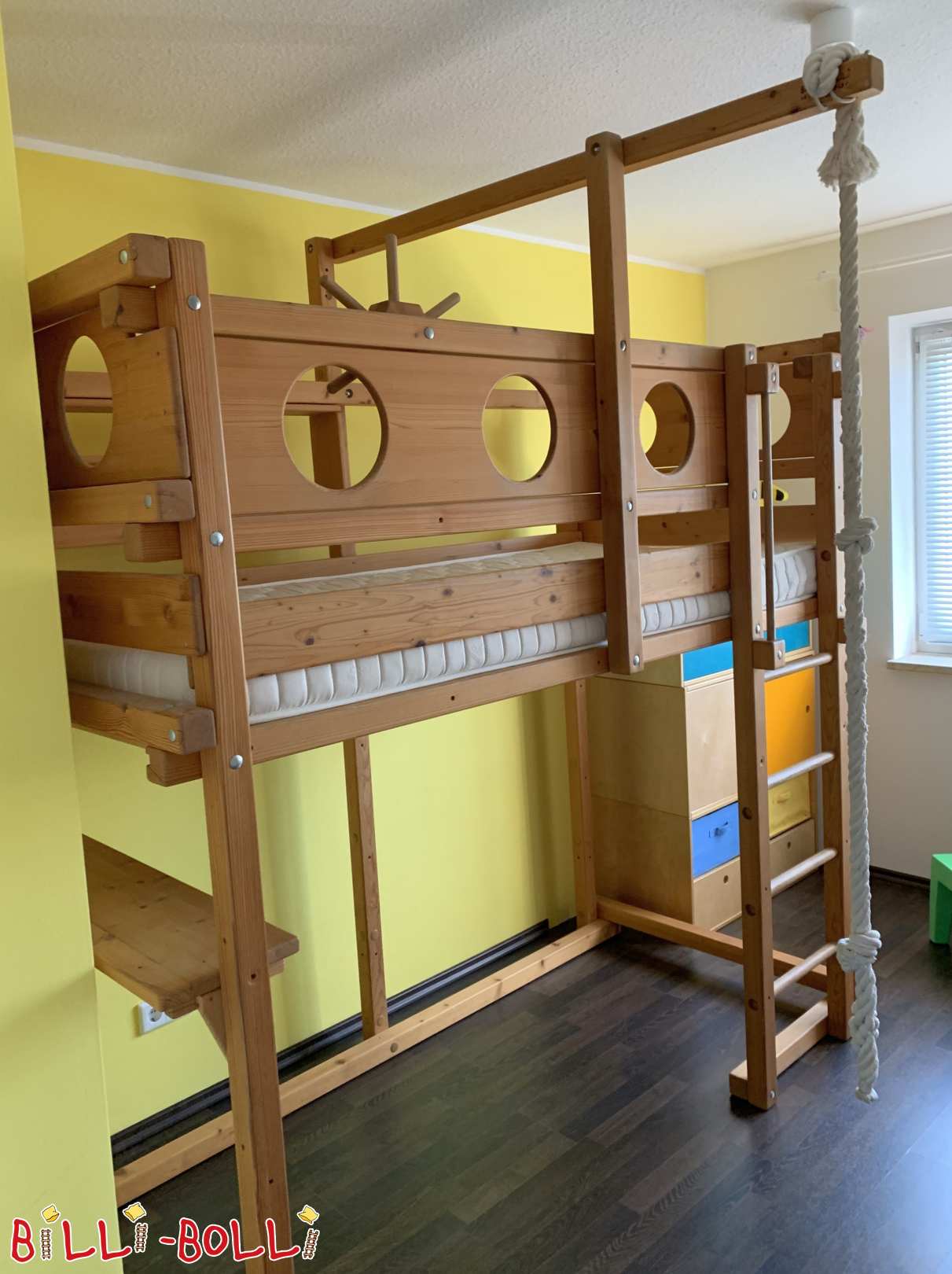 Palėpės lova, auganti su vaiku, medaus spalvos alyvuota, Denzlingen (Kategorija: Naudojama palėpės lova)