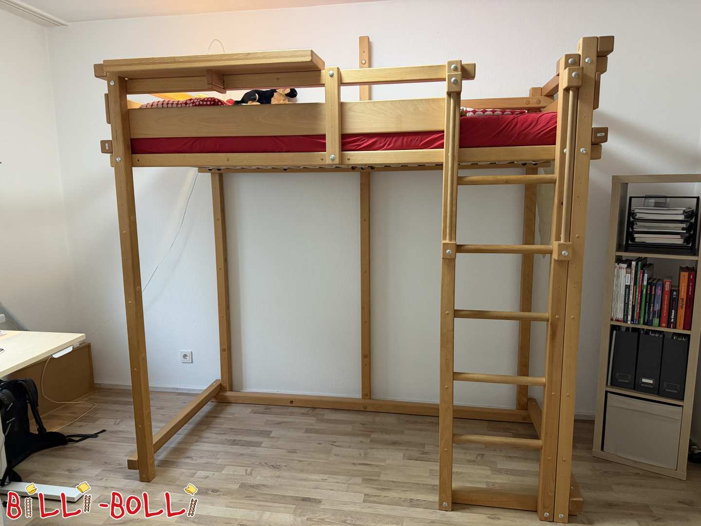Loftbett (astellbar) zu Siegen (Nordrhein-Westfalen), geölt/gewachst Buche (Kategorie: Loftbett mat Armaufleeën a Leeder, gebraucht)